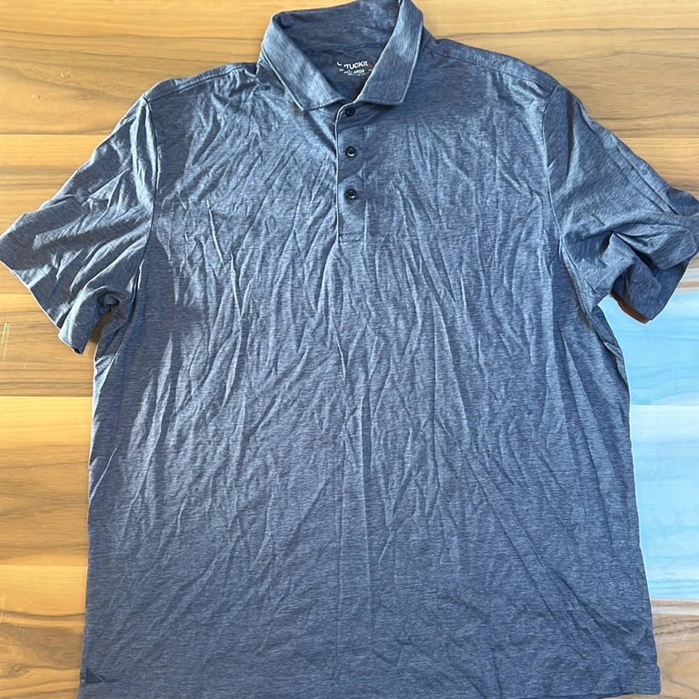 Untuckit men’s polo size XL